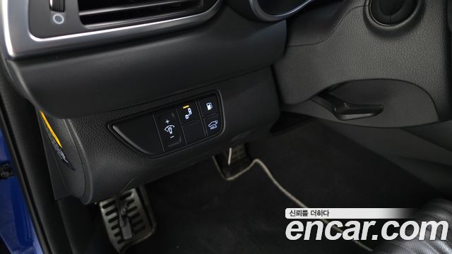 Genesis G70 2.0T AWD Sport Package 2019 — фото 14
