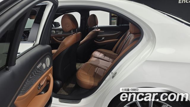 Mercedes-Benz E-Class (W213) E350 4MATIC AMG Line 2021 — фото 11