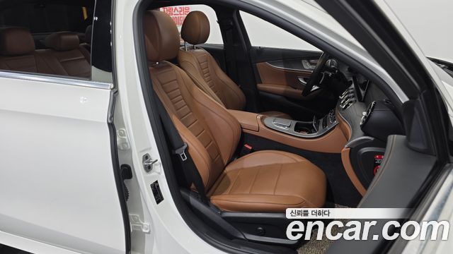 Mercedes-Benz E-Class (W213) E350 4MATIC AMG Line 2021 — фото 26