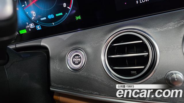 Mercedes-Benz E-Class (W213) E350 4MATIC AMG Line 2021 — фото 27