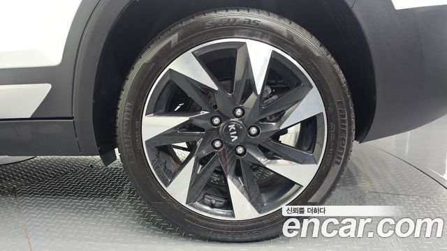 Kia Seltos Gasoline 1.6 Turbo 2WD Gravity 2021 — фото 21