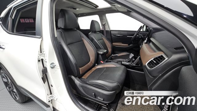 Kia Seltos Gasoline 1.6 Turbo 2WD Gravity 2021 — фото 26