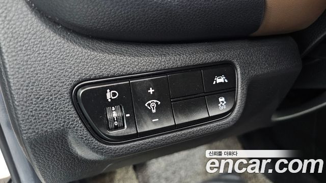 Kia Seltos Gasoline 1.6 Turbo 2WD Gravity 2021 — фото 30