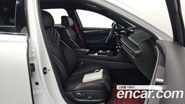 Genesis G80 (RG3) Gasoline 2.5 Turbo AWD 2025 — фото 10