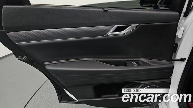 Genesis G80 (RG3) Gasoline 2.5 Turbo AWD 2025 — фото 25