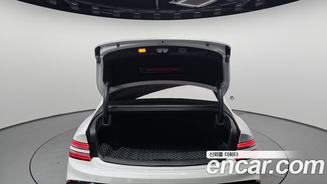 Genesis G80 (RG3) Gasoline 2.5 Turbo AWD 2025 — фото 27
