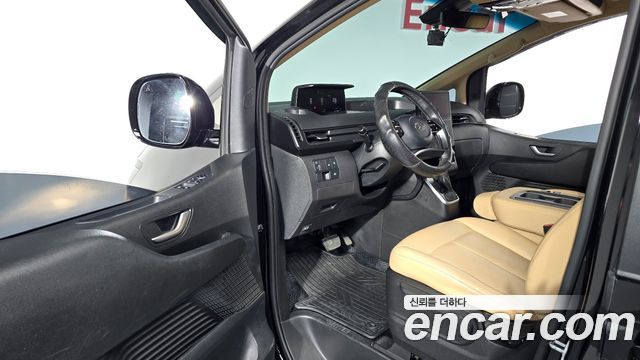 Hyundai Staria L3.5 Cargo 3-Seater Modern 2022 — фото 10