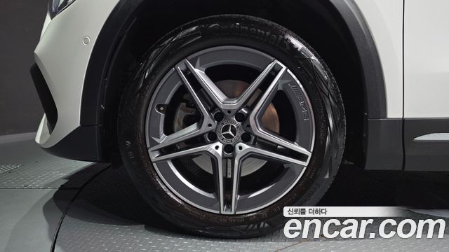Mercedes-Benz GLA-Class (H247) GLA250 4MATIC 2023 — фото 5