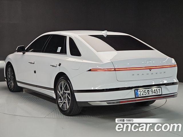 Hyundai Grandeur Hybrid (GN7) Exclusive 2026 — фото 3