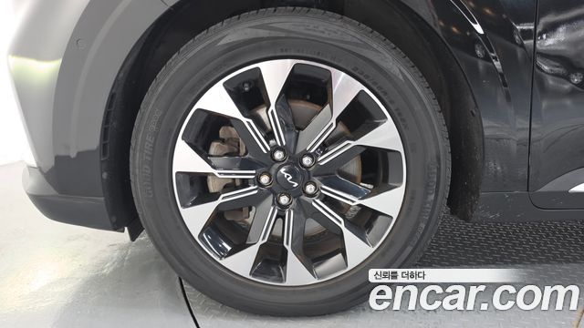 Kia Carnival (IV) Gasoline 7-Seater Noblesse 2023 — фото 5