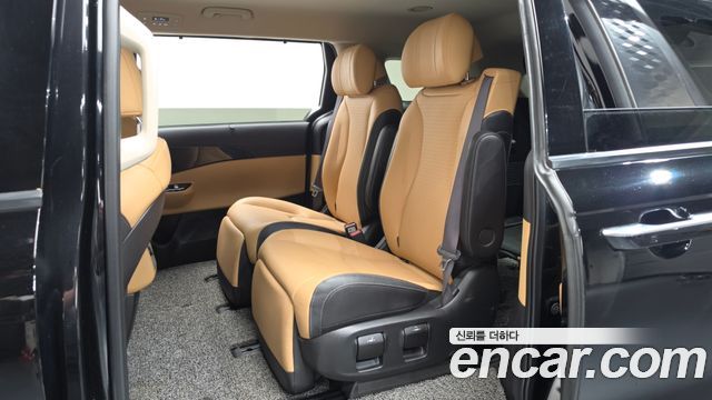 Kia Carnival (IV) Gasoline 7-Seater Noblesse 2023 — фото 12