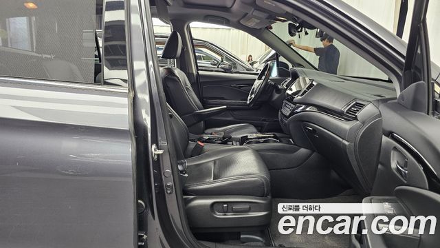 Honda Pilot (III) 3.5 Elite 2019 — фото 32