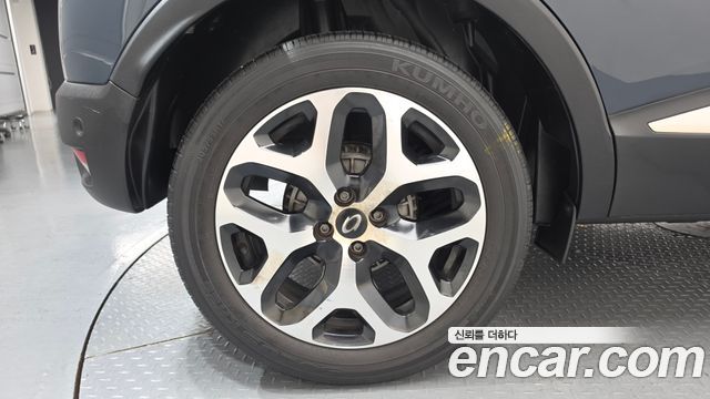 Renault Korea QM3 RE 2018 — фото 5