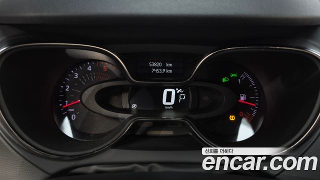 Renault Korea QM3 RE 2018 — фото 8