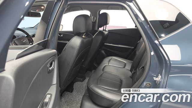 Renault Korea QM3 RE 2018 — фото 12