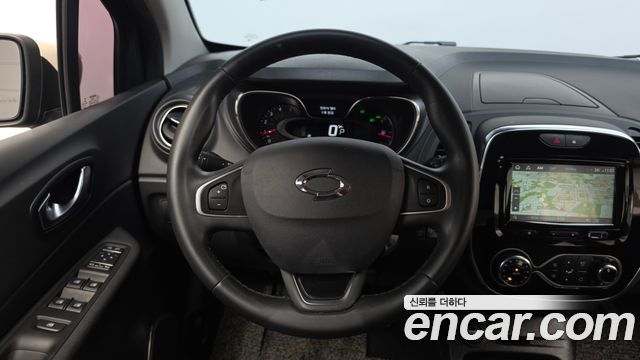 Renault Korea QM3 RE 2018 — фото 13
