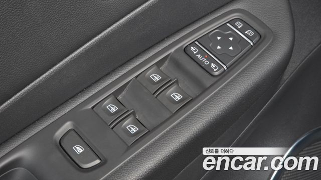 Renault Korea QM3 RE 2018 — фото 32