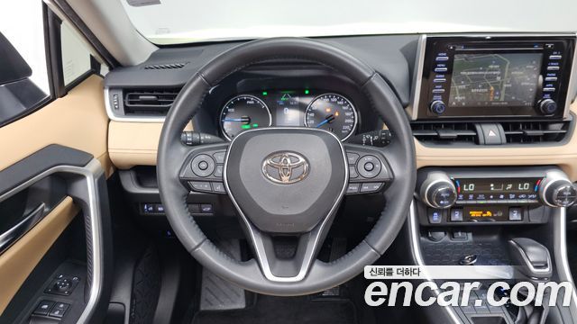 Toyota RAV4 (V) 2.5 2WD Hybrid 2022 — фото 13