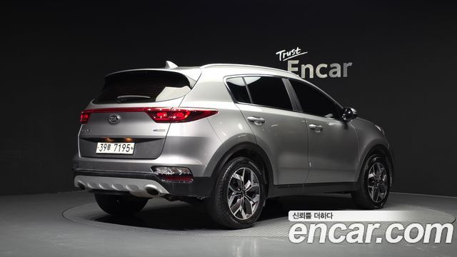 Kia Sportage The Bold Diesel 2.0 2WD Prestige 2019 — фото 2