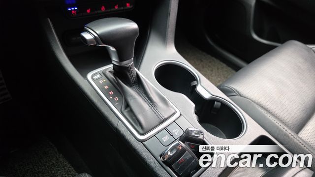 Kia Sportage The Bold Diesel 2.0 2WD Prestige 2019 — фото 9