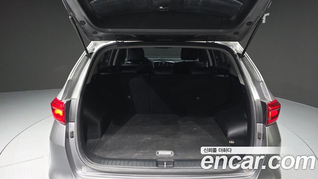 Kia Sportage The Bold Diesel 2.0 2WD Prestige 2019 — фото 20