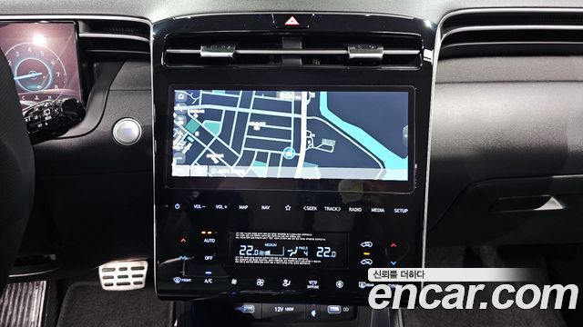 Hyundai Tucson (NX4) Gasoline 1.6 Turbo 2WD Inspiration 2022 — фото 13