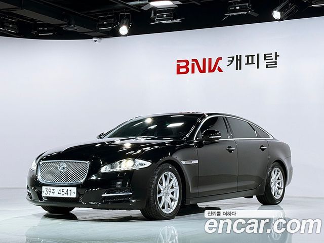 Jaguar XJ 2.0 Luxury LWB X351