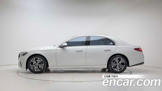Mercedes-Benz E-Class (W214) E200 Avantgarde 2025 — фото 8