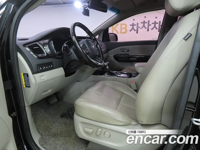 Kia Carnival 7-Seater Limousine President 2019 — фото 5