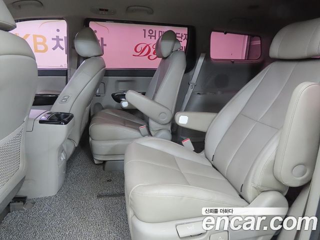Kia Carnival 7-Seater Limousine President 2019 — фото 6