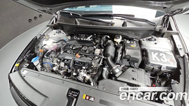Kia Sportage (V) Gasoline 1.6 Turbo 2WD Signature X Line 2026 — фото 6