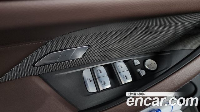 BMW 4 Series (G22) 420i M Sport Performance Gran Coupe 2024 — фото 28