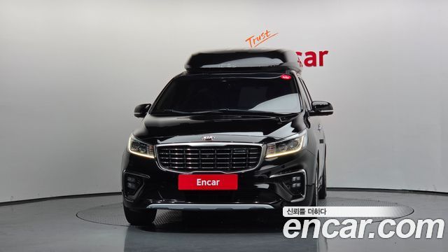 Kia Carnival 9-Seater Hi-Limousine Noblesse Special 2020 — фото 3