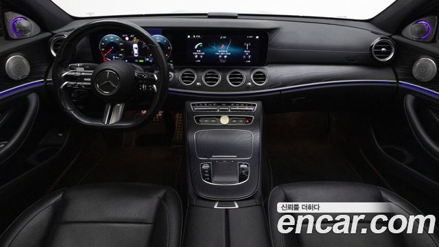 Mercedes-Benz E-Class (W213) E220d 4MATIC AMG Line 2022 — фото 18