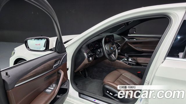 BMW 5 Series (G30) 530i M Sport Package Plus 2019 — фото 10