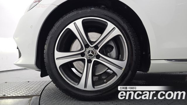 Mercedes-Benz E-Class (W213) E220d Avantgarde 2019 — фото 5