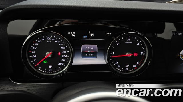 Mercedes-Benz E-Class (W213) E220d Avantgarde 2019 — фото 8