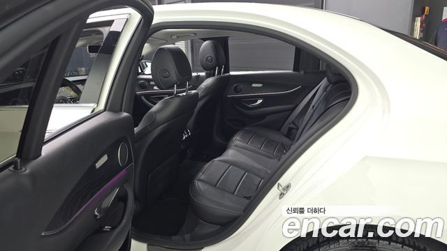 Mercedes-Benz E-Class (W213) E220d Avantgarde 2019 — фото 11