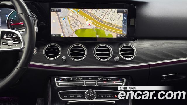 Mercedes-Benz E-Class (W213) E220d Avantgarde 2019 — фото 19