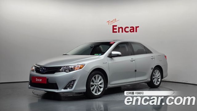 Toyota Camry Hybrid XLE 2012 — фото 1
