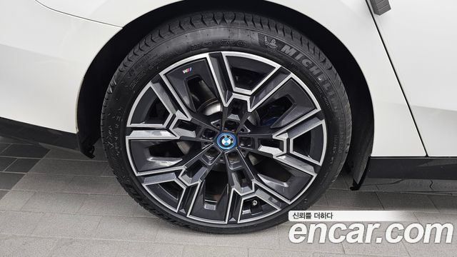 BMW 5 Series (G60) 530e M Sport 2025 — фото 5