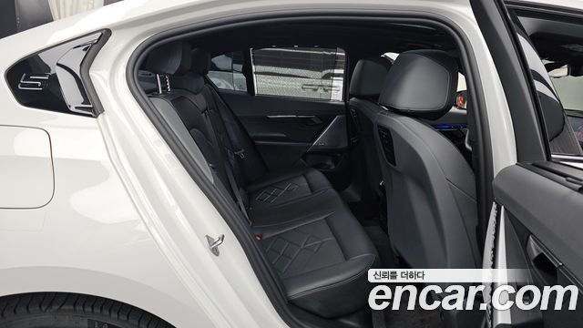 BMW 5 Series (G60) 530e M Sport 2025 — фото 12