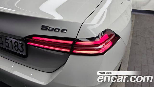 BMW 5 Series (G60) 530e M Sport 2025 — фото 23