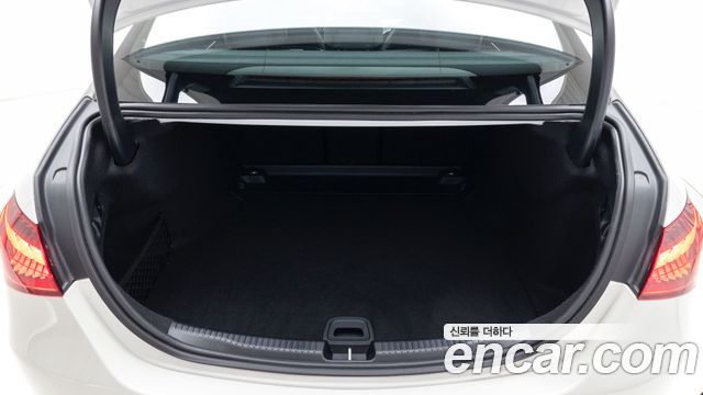 Mercedes-Benz C-Class (W206) C200 Avantgarde 2026 — фото 10