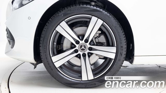 Mercedes-Benz C-Class (W206) C200 Avantgarde 2026 — фото 5