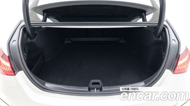 Mercedes-Benz C-Class (W206) C200 Avantgarde 2026 — фото 10