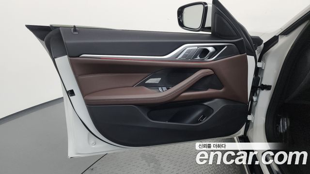 BMW 4 Series (G22) 420i M Sport Pro Gran Coupe 2025 — фото 24
