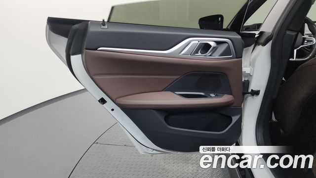 BMW 4 Series (G22) 420i M Sport Pro Gran Coupe 2025 — фото 25