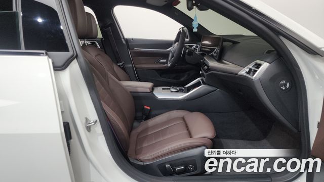BMW 4 Series (G22) 420i M Sport Pro Gran Coupe 2025 — фото 26