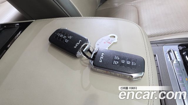 Kia Carnival (IV) Gasoline 9-Seater Hi-Limousine Signature 2023 — фото 15